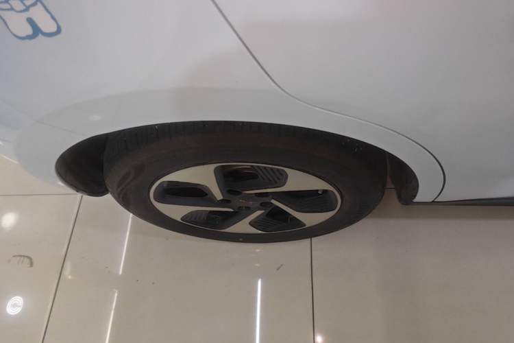 Used JAC Yiwei 3 2023 505km Air Exterior 5