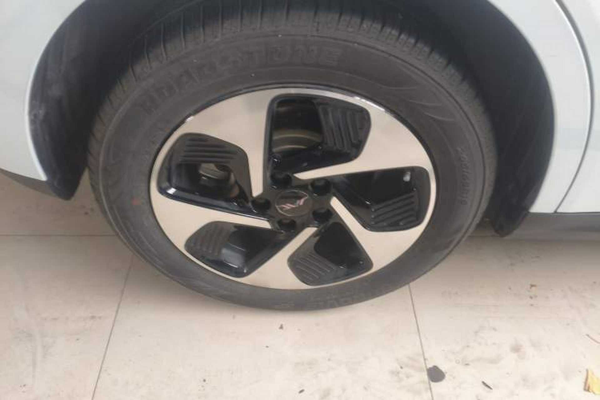 Used JAC Yiwei 3 2023 505km Pro Exterior 5