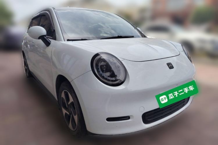 Used JAC Yiwei 3 2023 505km Air Front Right 45 Deg