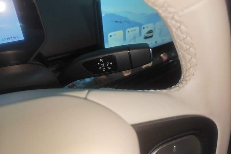 Used JAC Yiwei 3 2023 505km Air Gear Lever