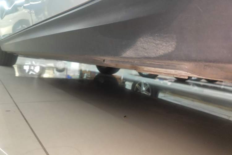 Used JAC Yiwei 3 2023 505km Air Left Side Sill