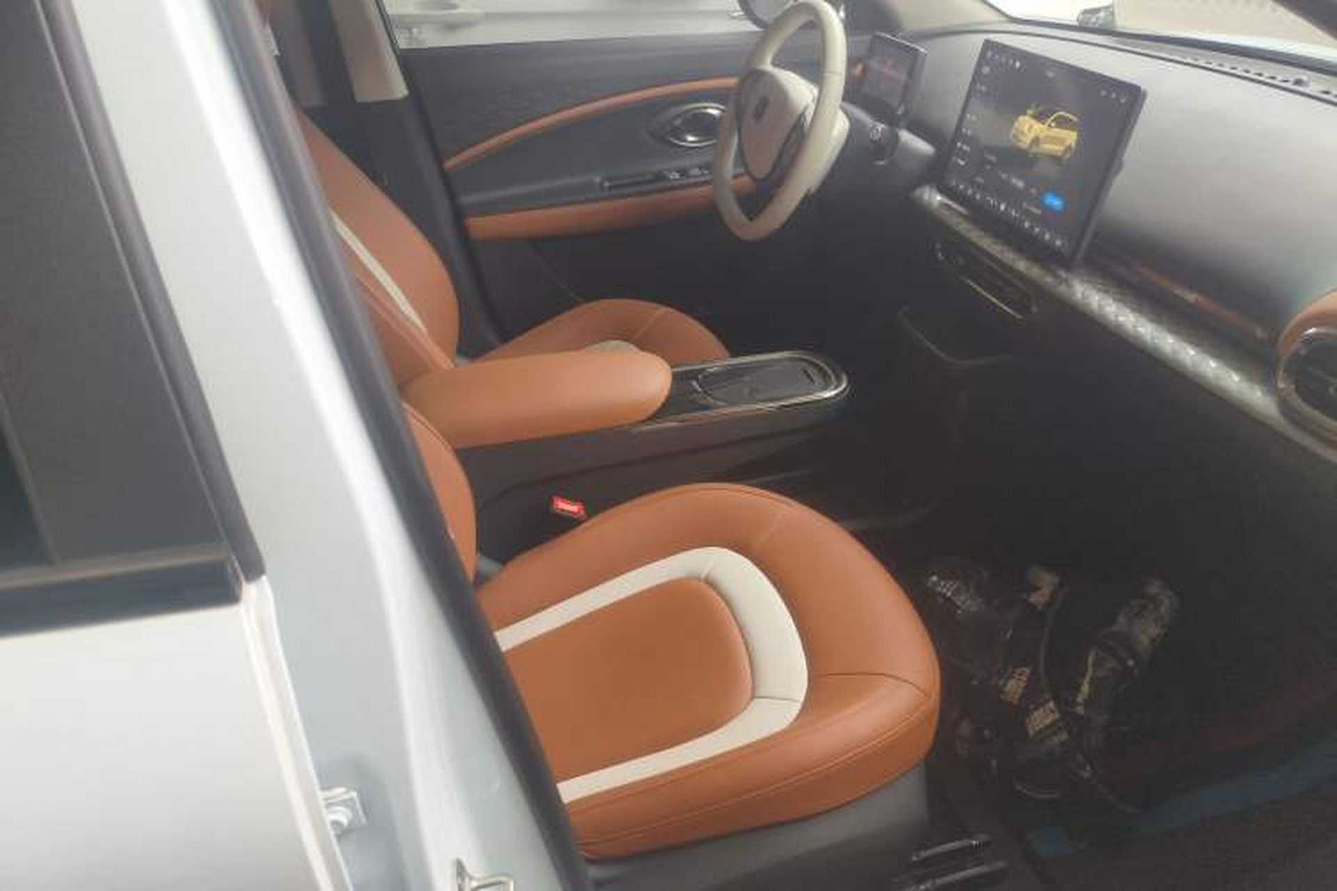 Used JAC Yiwei 3 2023 505km Pro Right Front Seat