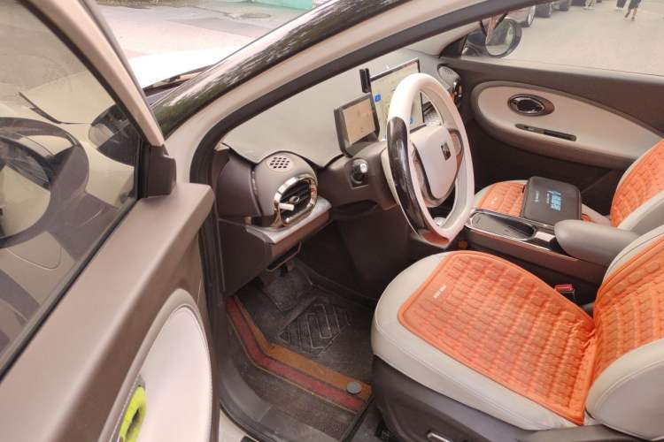 Used JAC Yiwei 3 2023 505km Pro Driver Seat