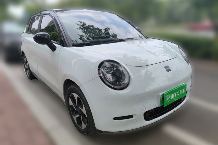 Used JAC Yiwei 3 2023 505 km Championship Edition Front Right 45 Deg