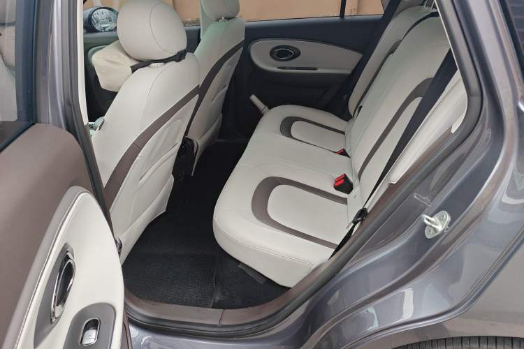 Used JAC Yiwei 3 2023 505km Pro Left Rear Seat