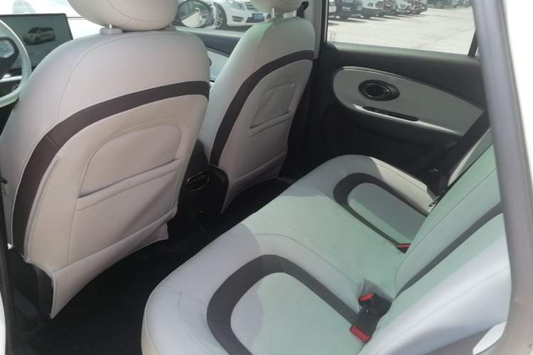 Used JAC Yiwei 3 2023 405km Pro Left Rear Seat