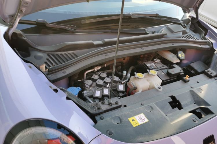 Used JAC Yiwei 3 2023 505 km Championship Edition Engine Bay Right