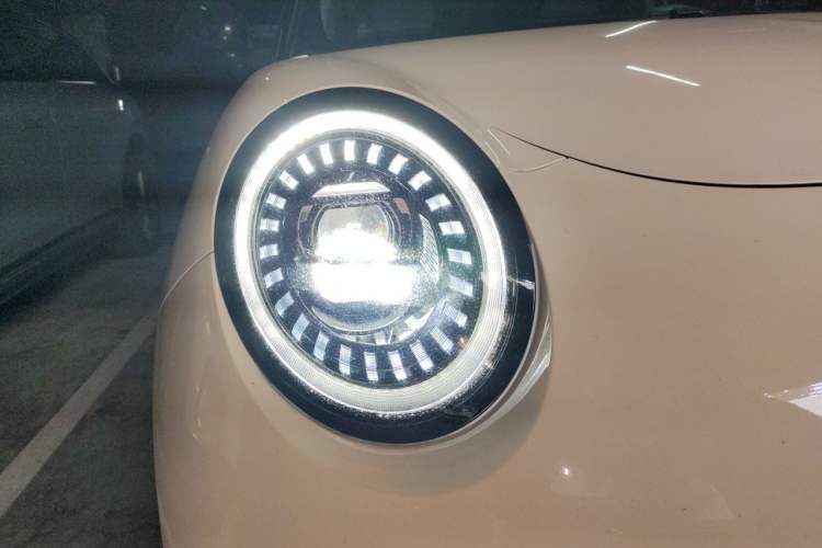 Used JAC Yiwei 3 2023 505km Pro Right Front Headlight