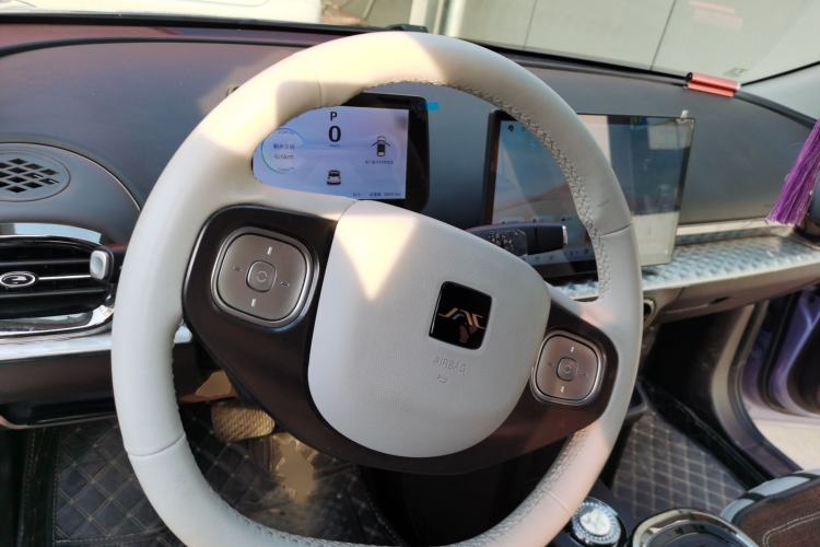 Used JAC Yiwei 3 2023 505 km Championship Edition Steering Wheel