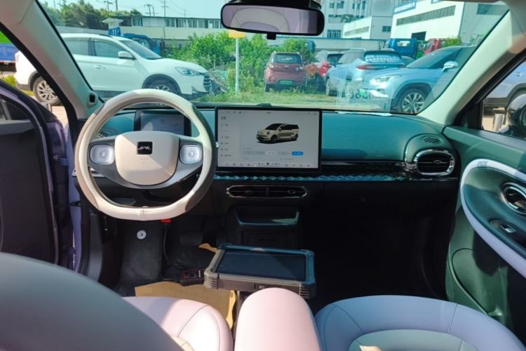 Used JAC Yiwei 3 2023 505km Pro+ Center Console