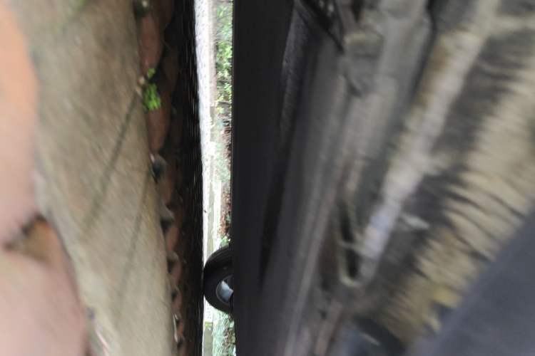 Used JAC Yiwei 3 2023 405km Air Chassis Front Left