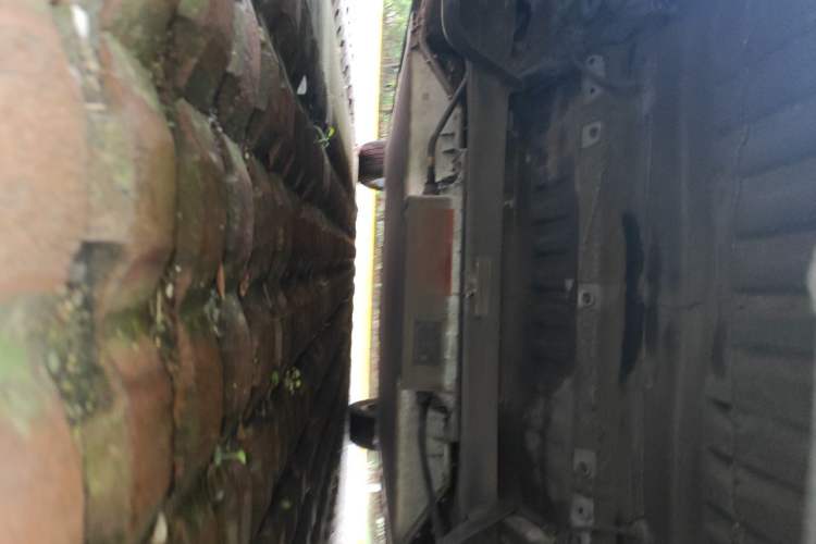 Used JAC Yiwei 3 2023 405km Air Chassis Rear