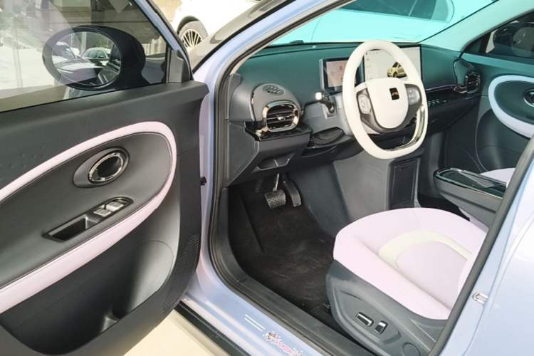 Used JAC Yiwei 3 2023 505km Pro+ Driver Seat