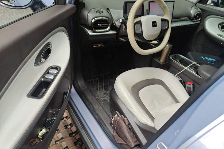 Used JAC Yiwei 3 2023 405km Air Driver Seat