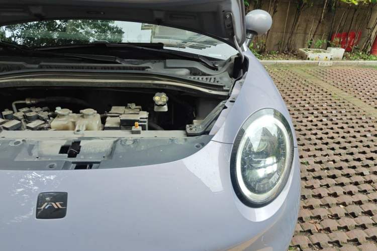 Used JAC Yiwei 3 2023 405km Air Engine Bay Left