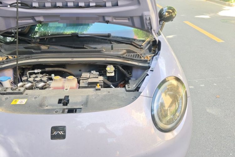 Used JAC Yiwei 3 2023 505km Pro+ Engine Bay Left