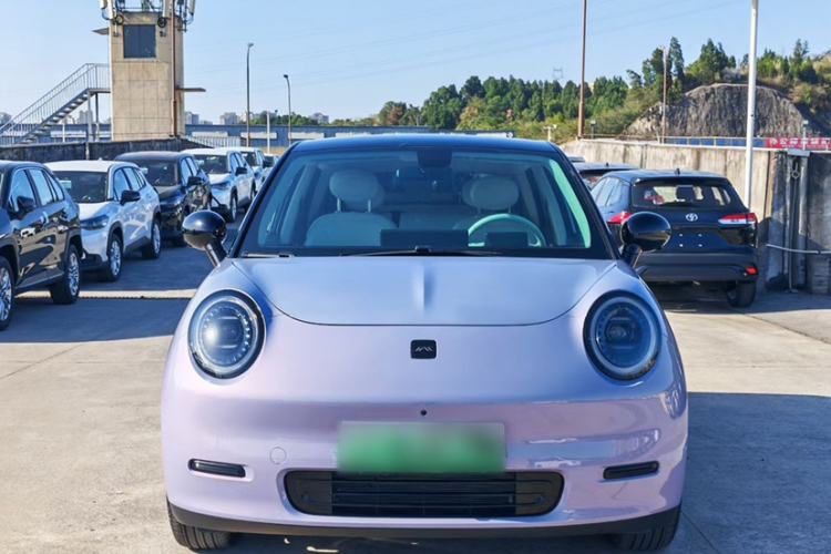 Used JAC Yiwei 3 2023 505km Pro Exterior 1
