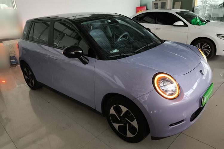 Used JAC Yiwei 3 2023 505km Pro Front Right 45 Deg