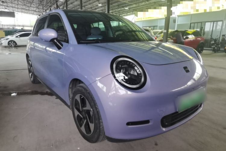 Used JAC Yiwei 3 2023 505km Air Front Right 45 Deg
