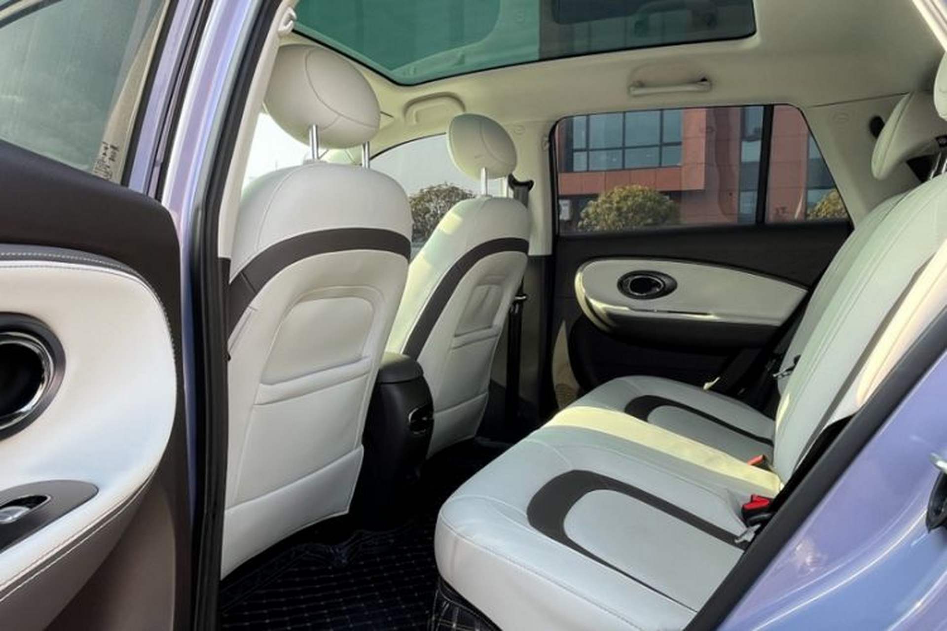 Used JAC Yiwei 3 2023 505km Pro Interior 3
