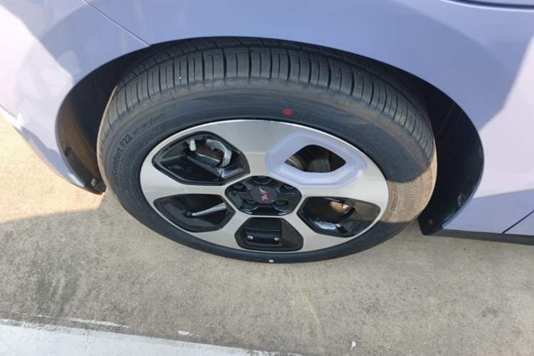 Used JAC Yiwei 3 2023 505km Pro+ Left Front Wheel Hub