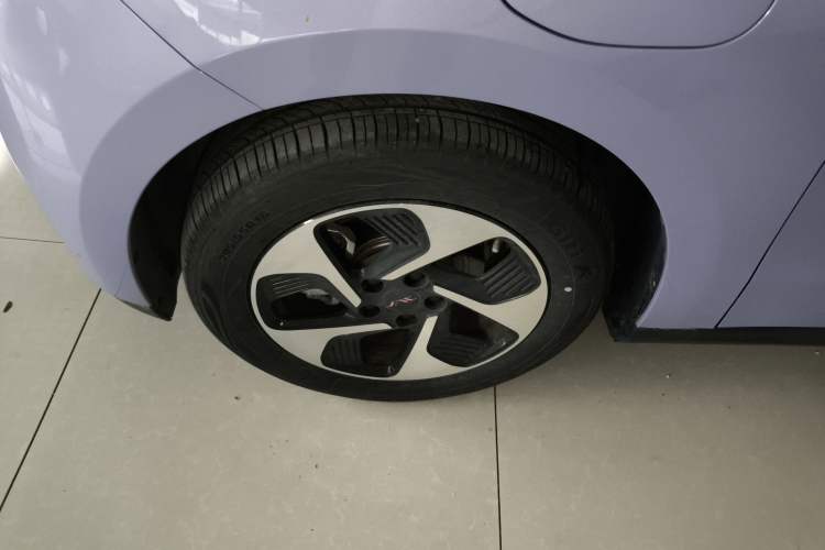 Used JAC Yiwei 3 2023 505km Pro Left Front Wheel Hub