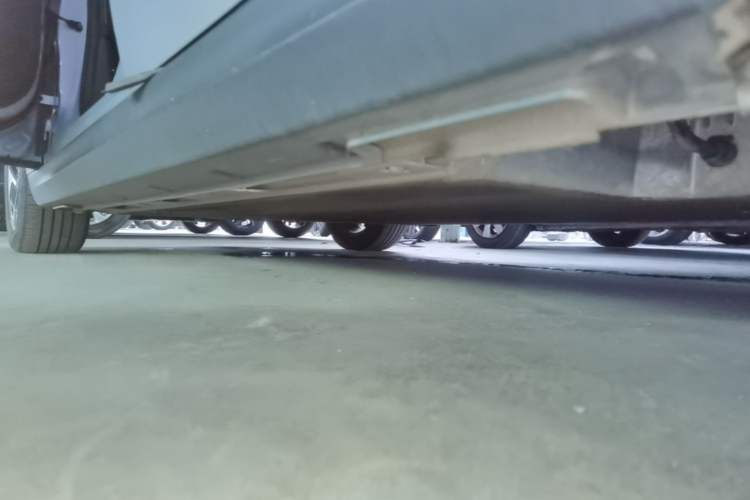 Used JAC Yiwei 3 2023 505km Air Left Side Sill