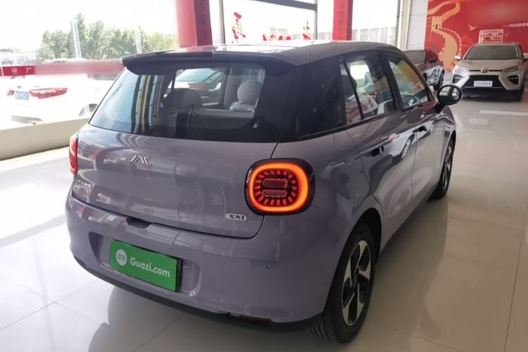 Used JAC Yiwei 3 2023 505km Air Rear Right 45 Deg