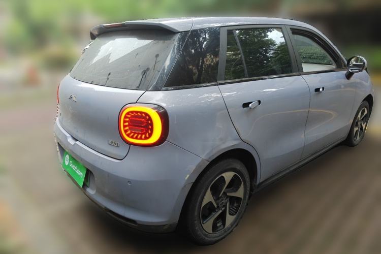 Used JAC Yiwei 3 2023 405km Air Rear Right 45 Deg