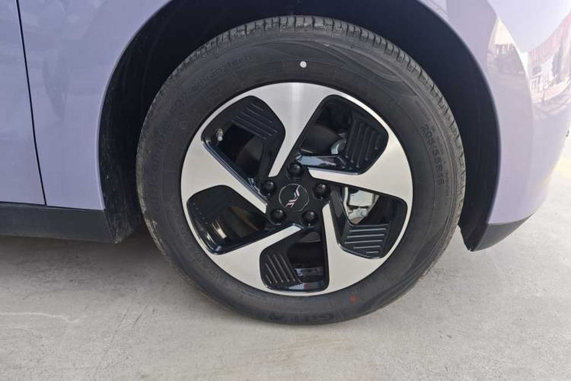 Used JAC Yiwei 3 2023 505km Air Right Front Wheel Hub