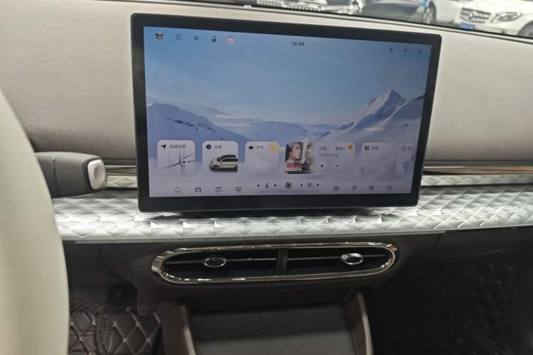 Used JAC Yiwei 3 2023 405km Air Audio And AC Panel