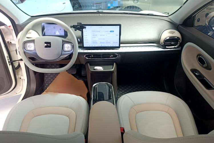 Used JAC Yiwei 3 2023 505km Air Center Console