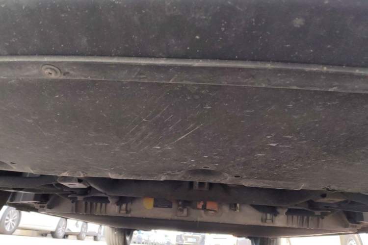 Used JAC Yiwei 3 2023 405km Air Chassis Front