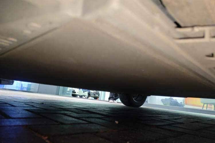 Used JAC Yiwei 3 2023 505km Pro+ Chassis Front Left