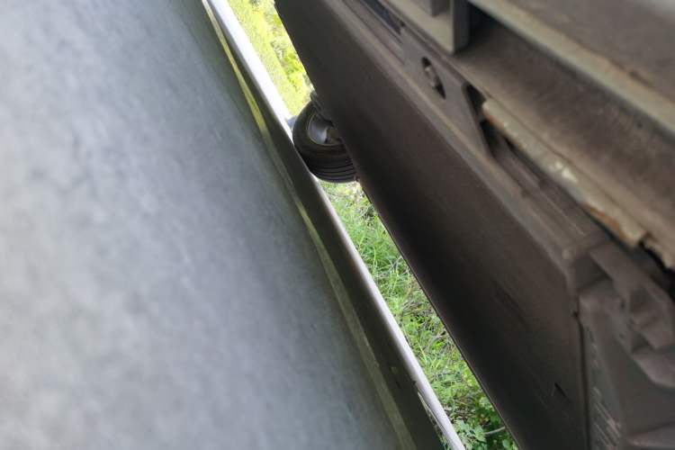 Used JAC Yiwei 3 2023 405km Air Chassis Front Right
