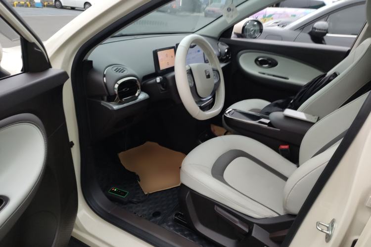 Used JAC Yiwei 3 2023 505 km Championship Edition Driver Seat