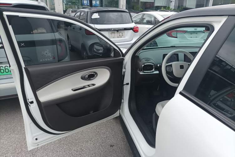 Used JAC Yiwei 3 2023 405km Lite Driver Seat