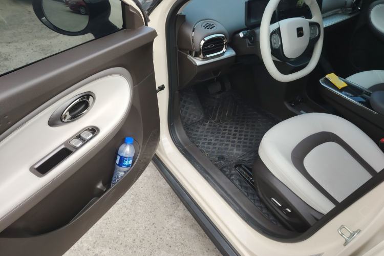 Used JAC Yiwei 3 2023 505km Pro Driver Seat