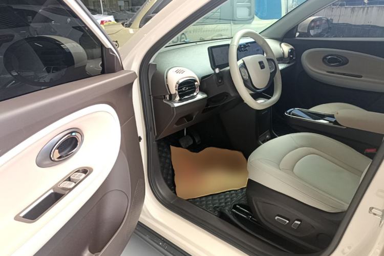 Used JAC Yiwei 3 2023 505km Air Driver Seat