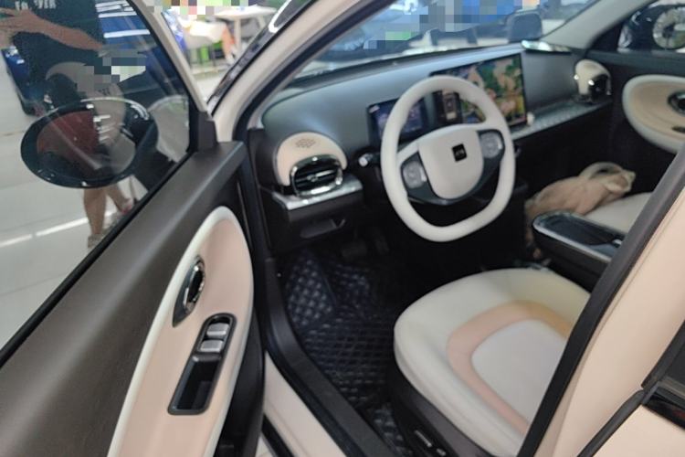 Used JAC Yiwei 3 2023 505km Pro Driver Seat
