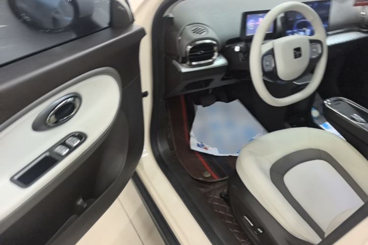Used JAC Yiwei 3 2023 405km Air Driver Seat