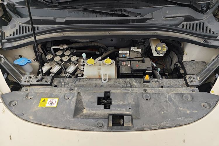 Used JAC Yiwei 3 2023 505km Pro+ Engine Bay