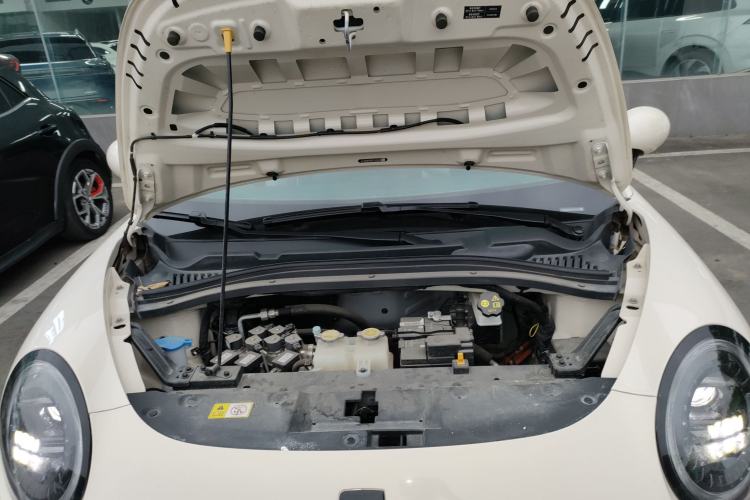 Used JAC Yiwei 3 2023 505 km Championship Edition Engine Bay