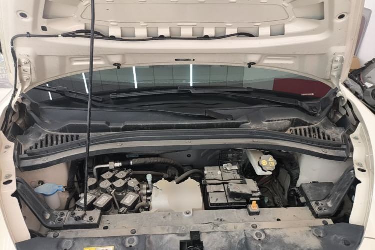 Used JAC Yiwei 3 2023 405km Air Engine Bay