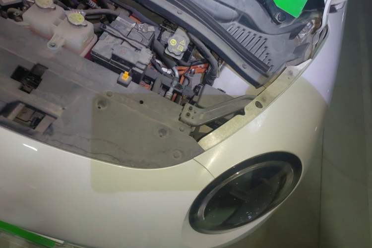 Used JAC Yiwei 3 2023 405km Lite Engine Bay Left