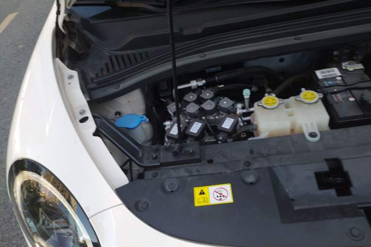 Used JAC Yiwei 3 2023 505km Pro Engine Bay Right