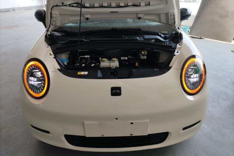 Used JAC Yiwei 3 2023 505km Pro Engine Bay