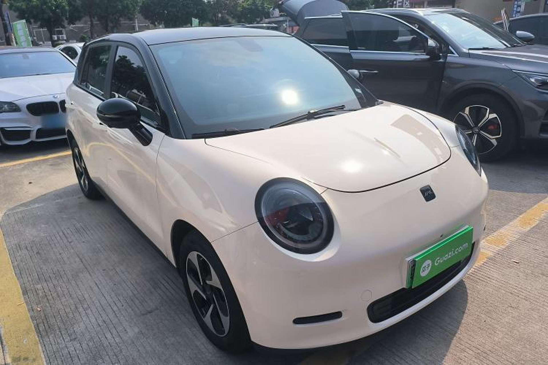 Used JAC Yiwei 3 2023 505km Pro Exterior 1