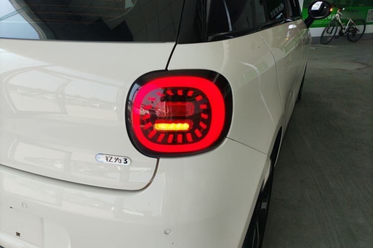 Used JAC Yiwei 3 2023 505km Pro Exterior 3
