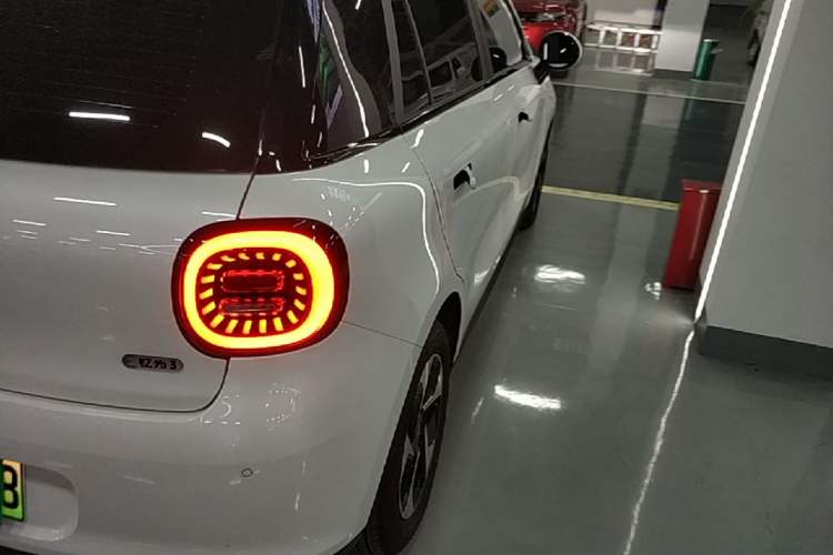 Used JAC Yiwei 3 2023 505 km Championship Edition Exterior 3